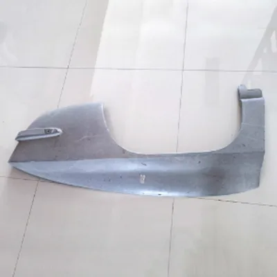 Molde de pieza de coche FRP y muestra terminada